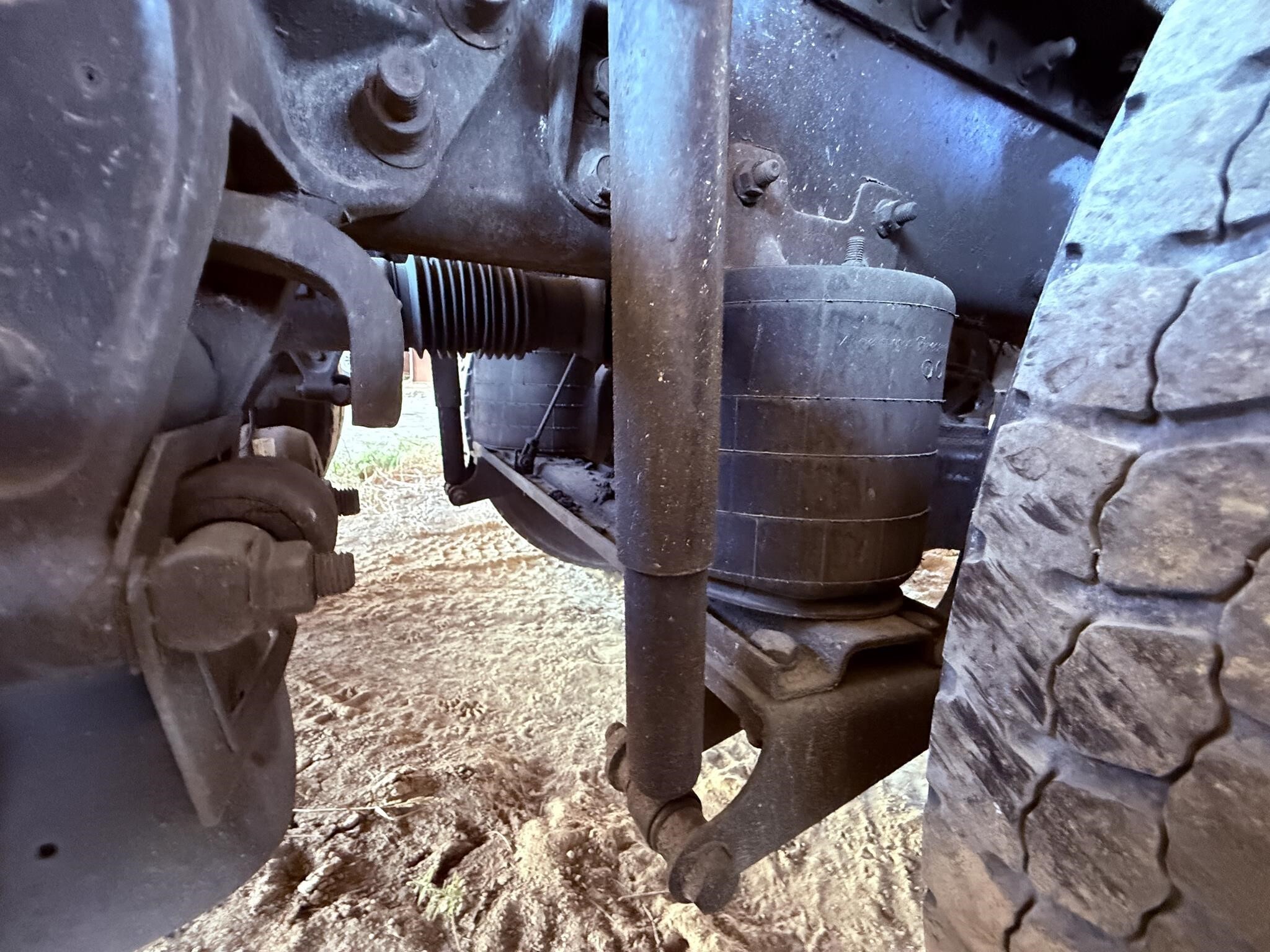 2007 Mack CHN613 Semi Trucks/Trailer