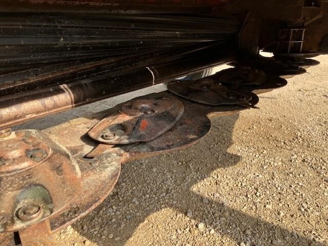  Massey Ferguson 1372 Mower Conditioner