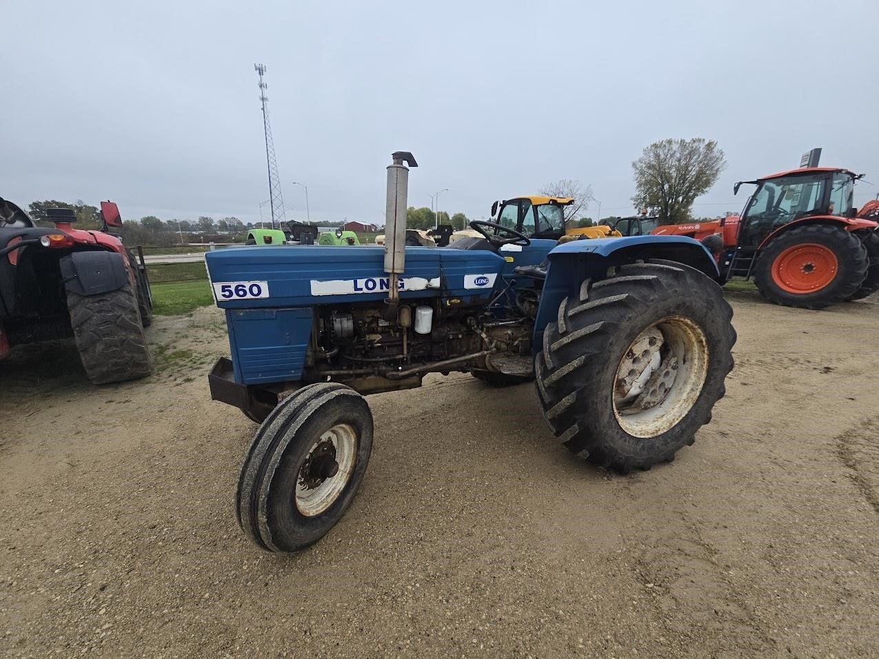  Long 560 Tractor