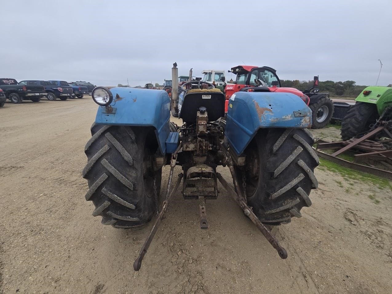  Long 560 Tractor