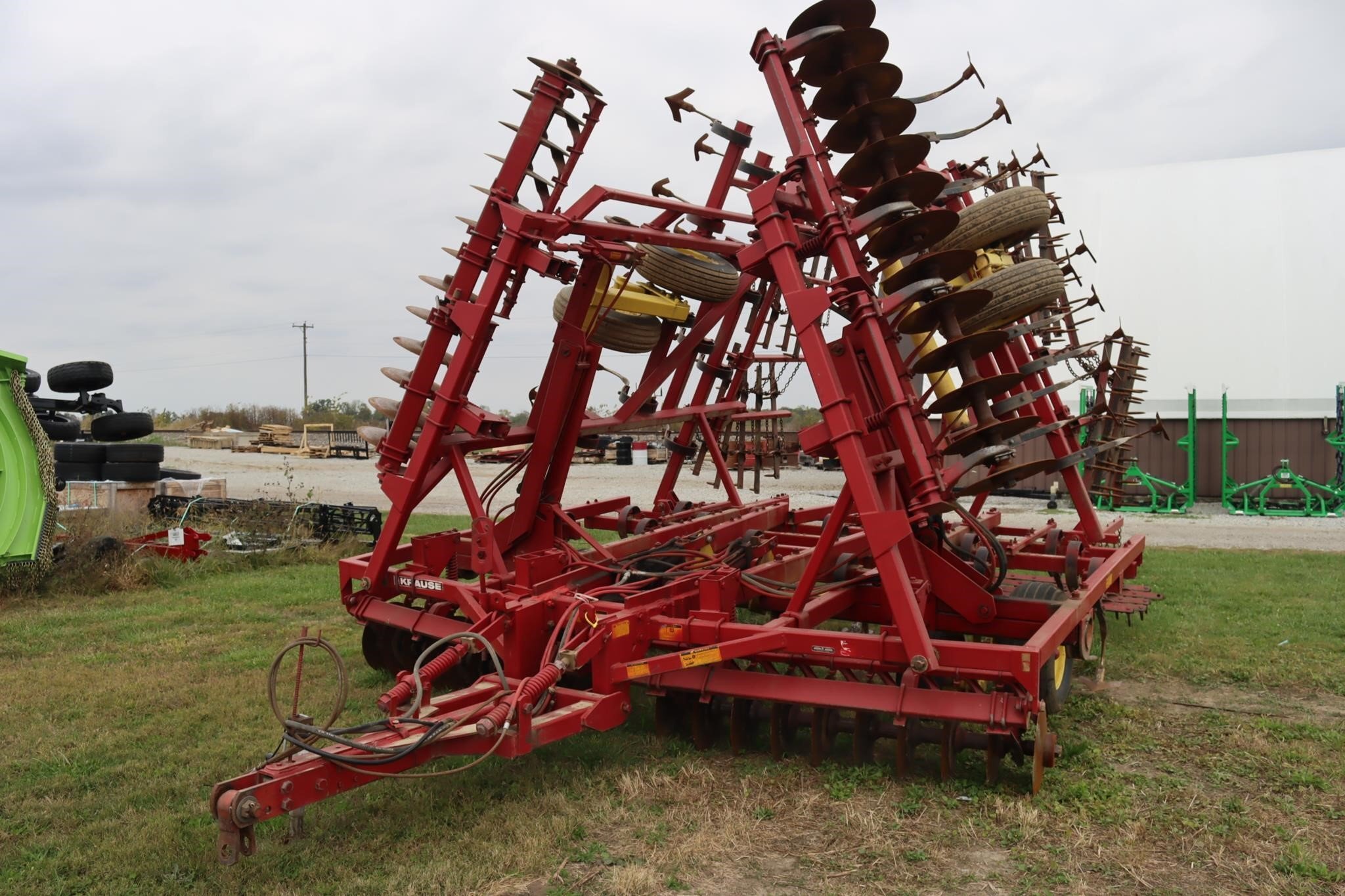  Krause 3100 Soil Finisher