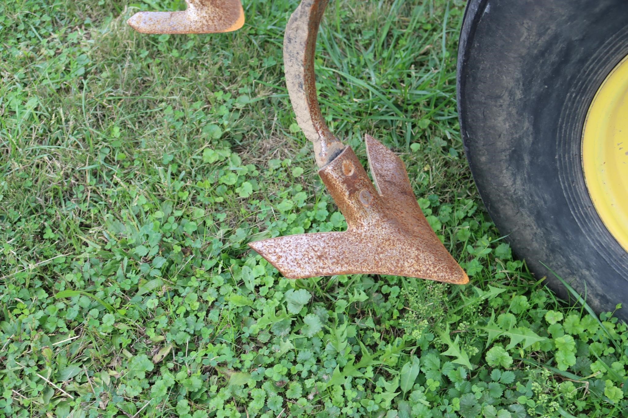  Krause 3100 Soil Finisher