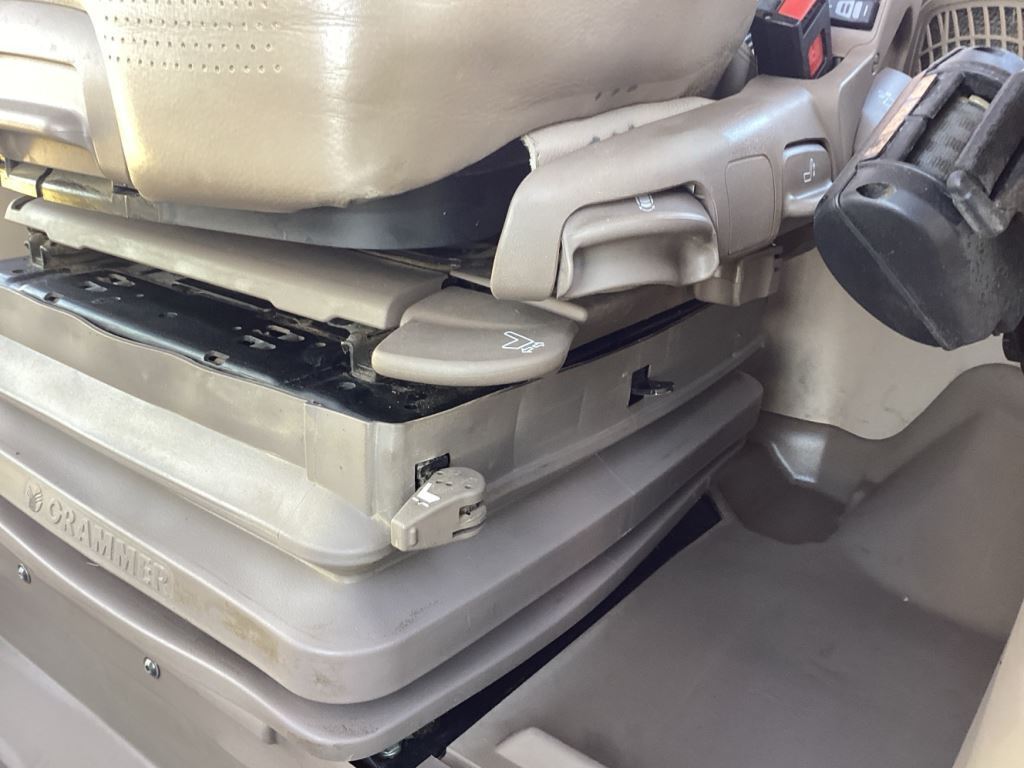 2022 John Deere 6145R Tractor