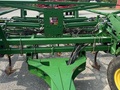 2015 John Deere 2210 Field Cultivator