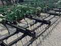 2015 John Deere 2210 Field Cultivator