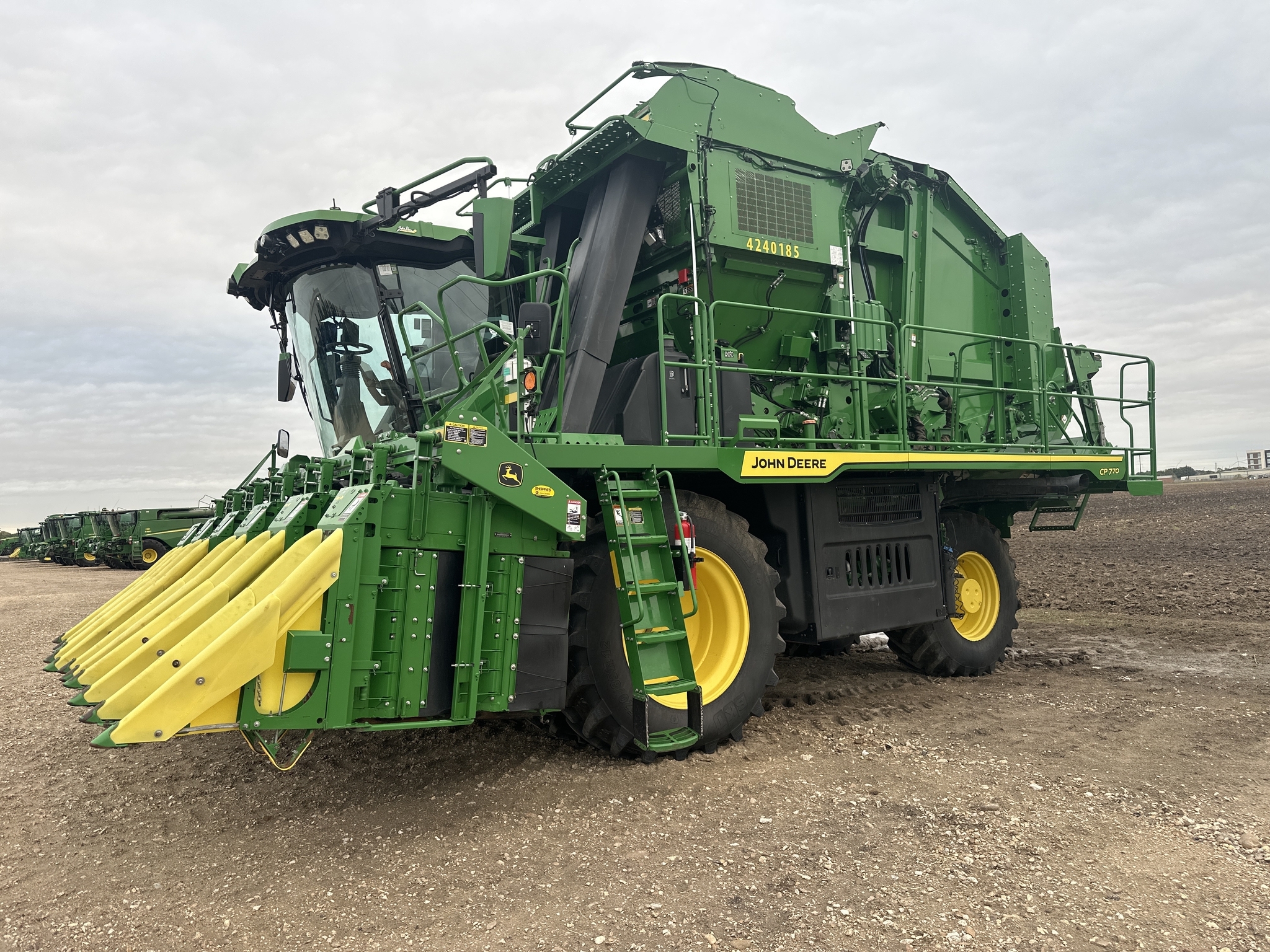 2024 John Deere CP770 Cotton Equipment