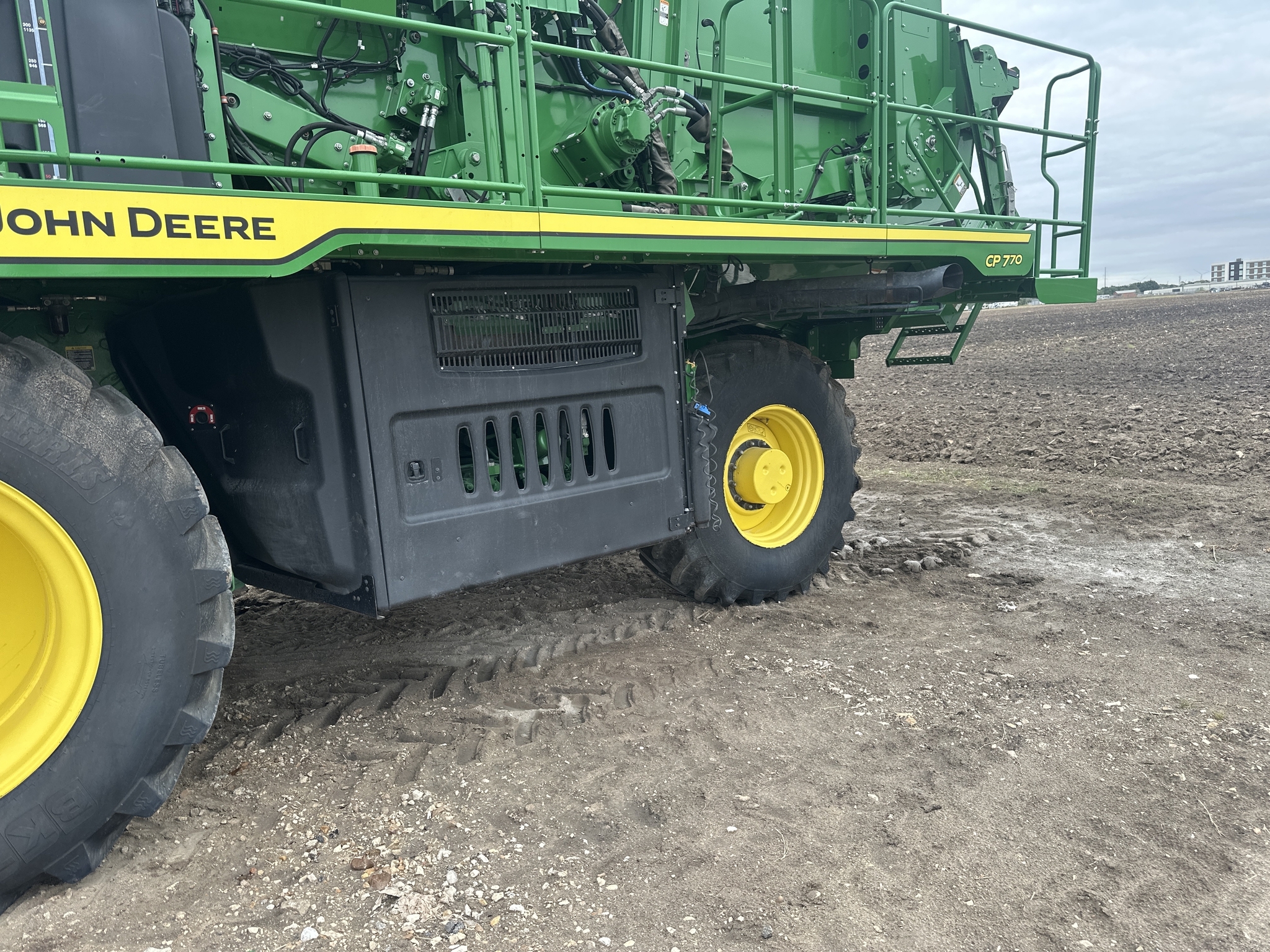 2024 John Deere CP770 Cotton Equipment