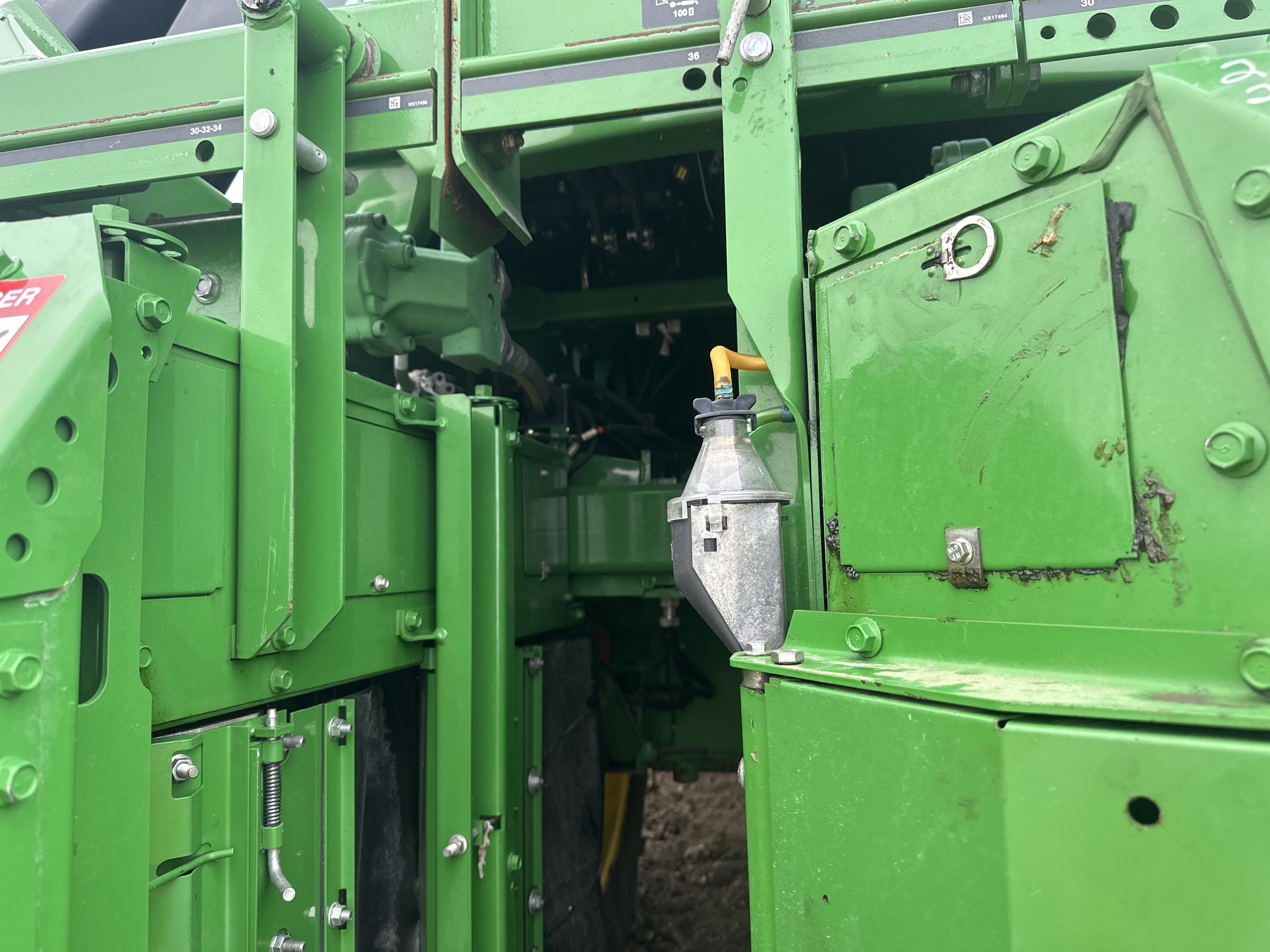 2024 John Deere CP770 Cotton Equipment