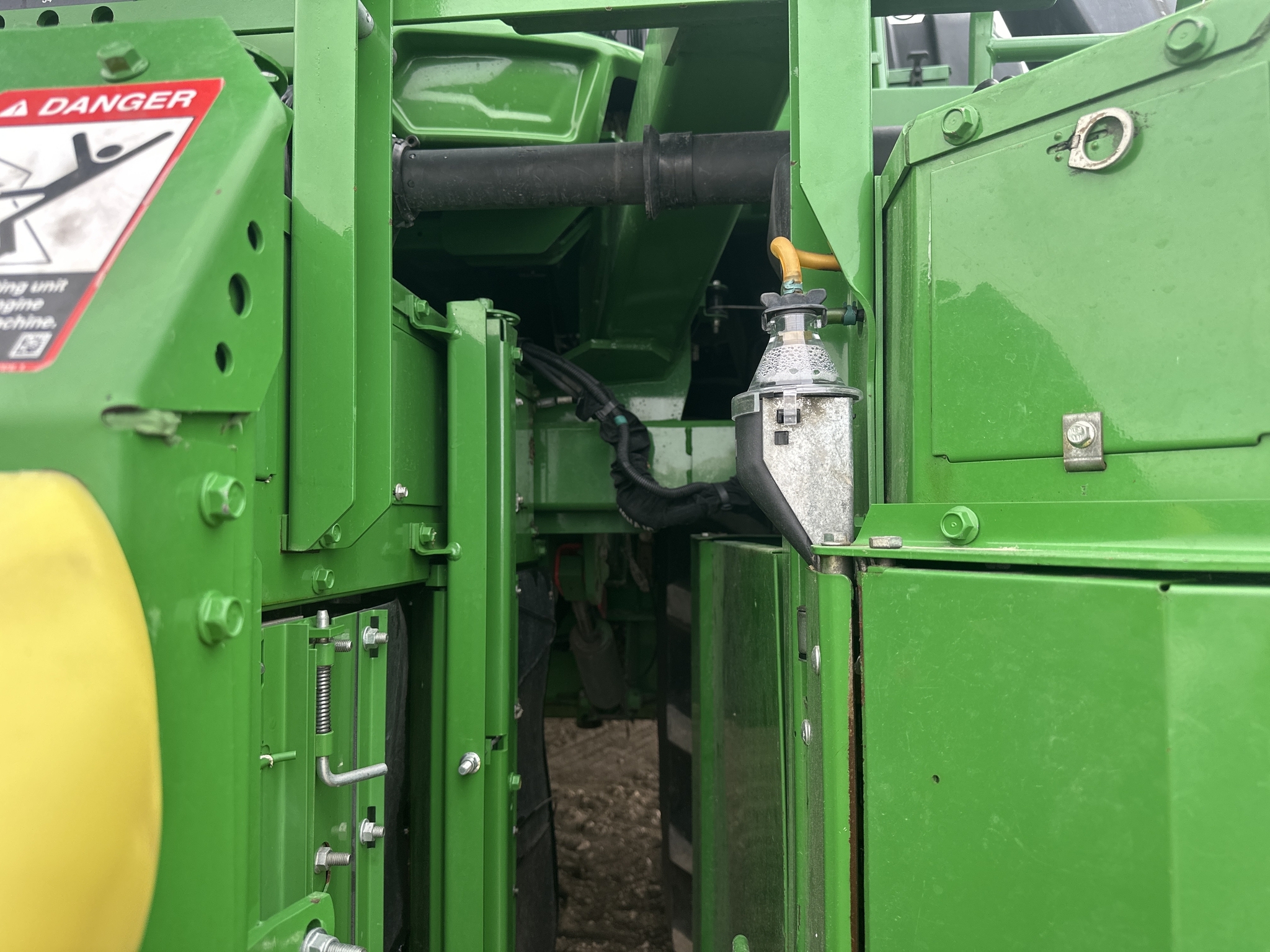 2024 John Deere CP770 Cotton Equipment