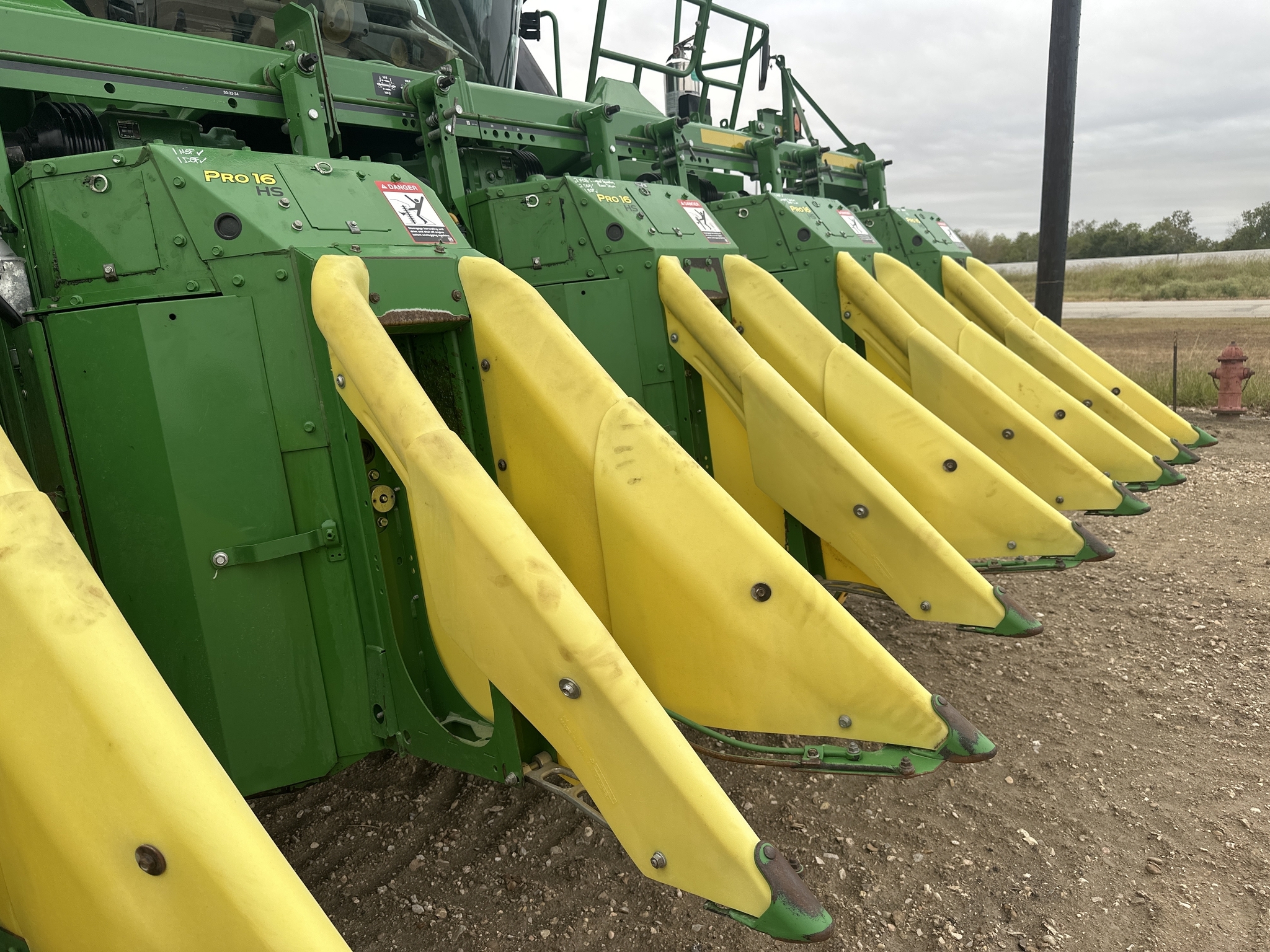 2024 John Deere CP770 Cotton Equipment