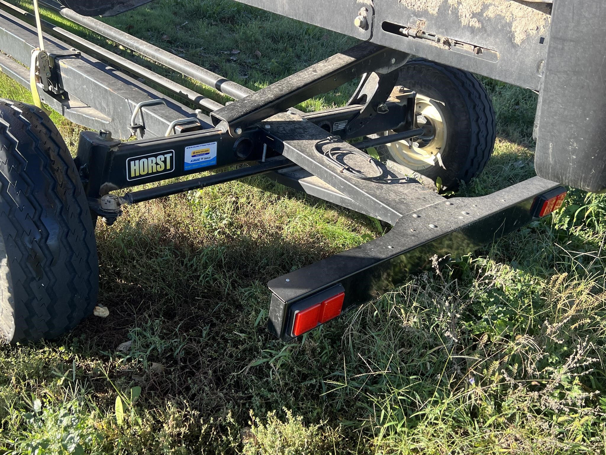 2016 MacDon FD75 Platform