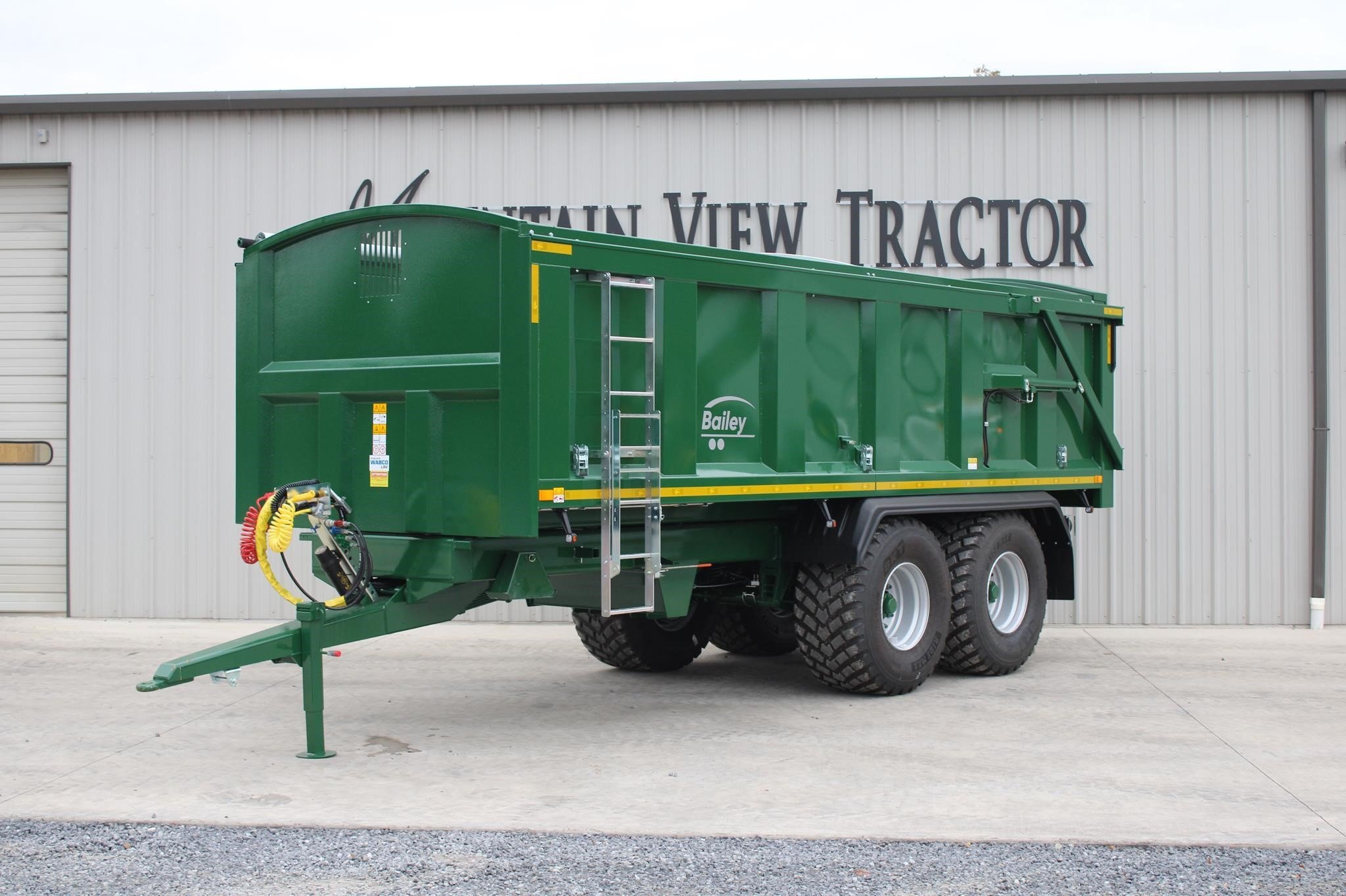 2025 Bailey TB16 Grain Trailer