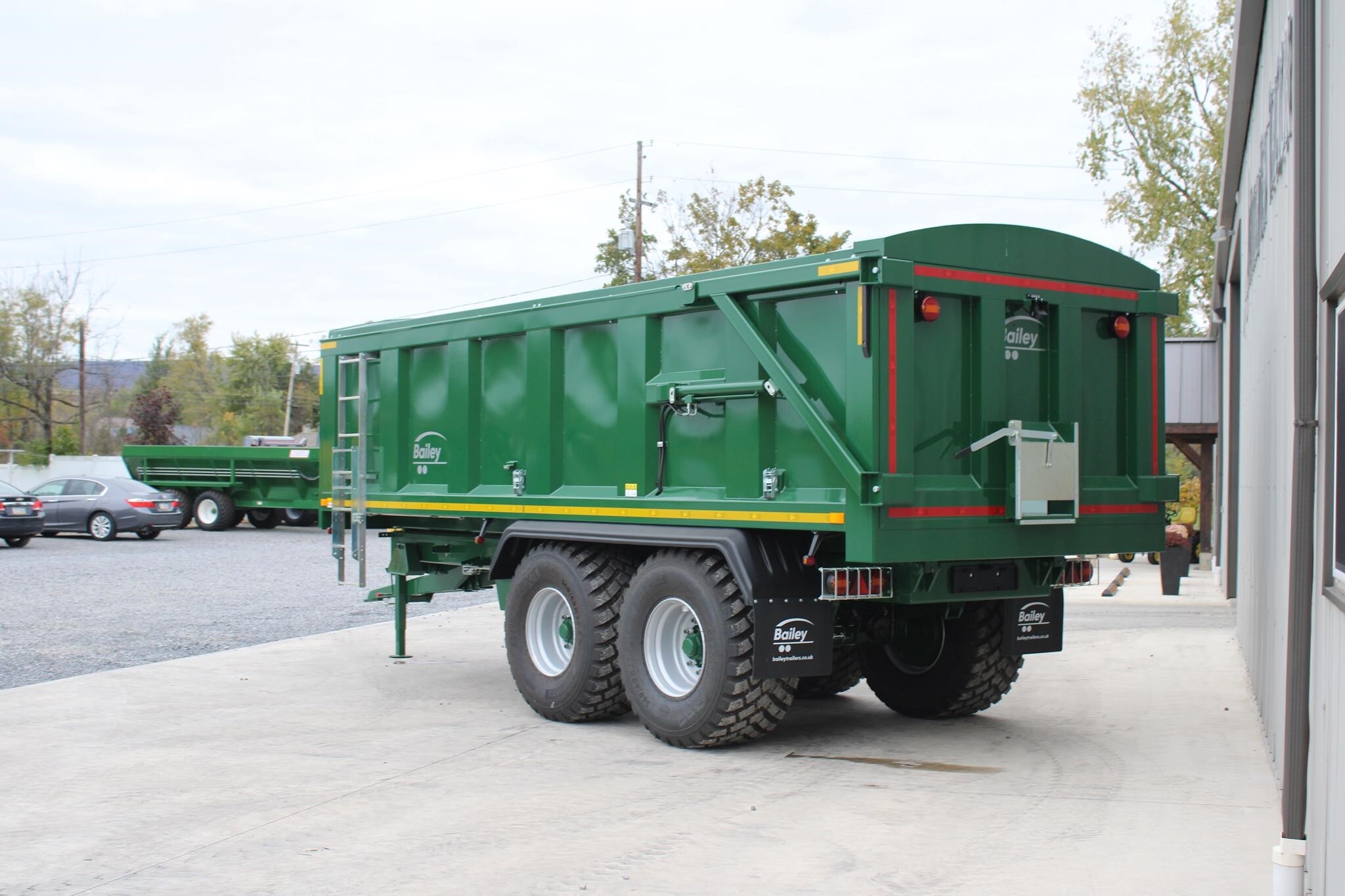 2025 Bailey TB16 Grain Trailer