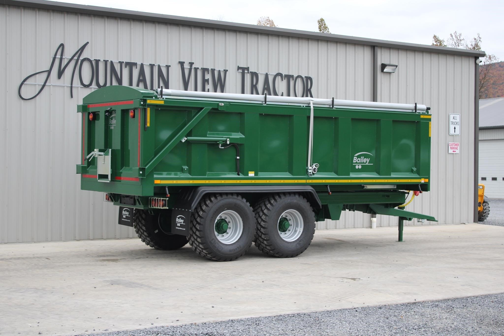 2025 Bailey TB16 Grain Trailer