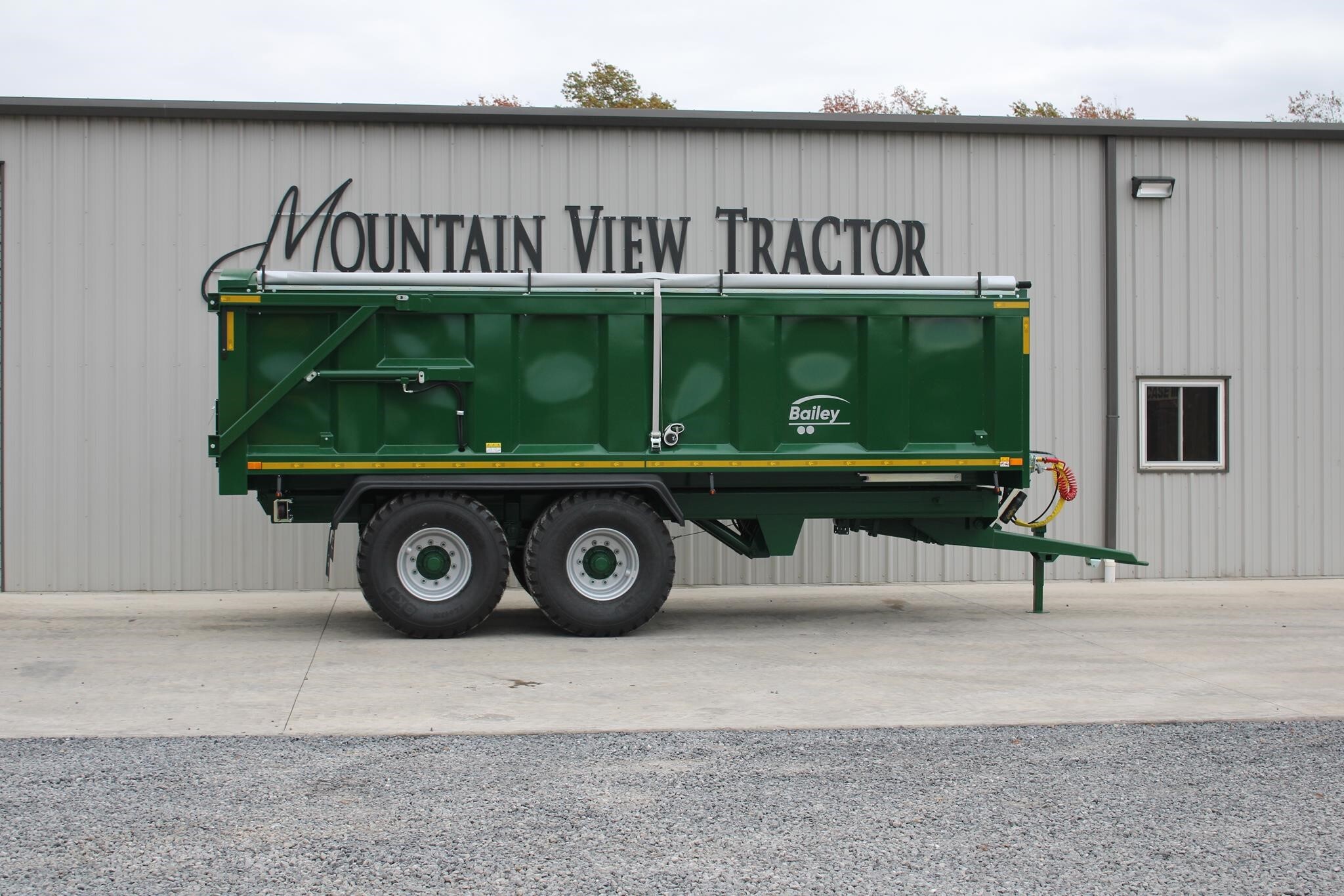 2025 Bailey TB16 Grain Trailer