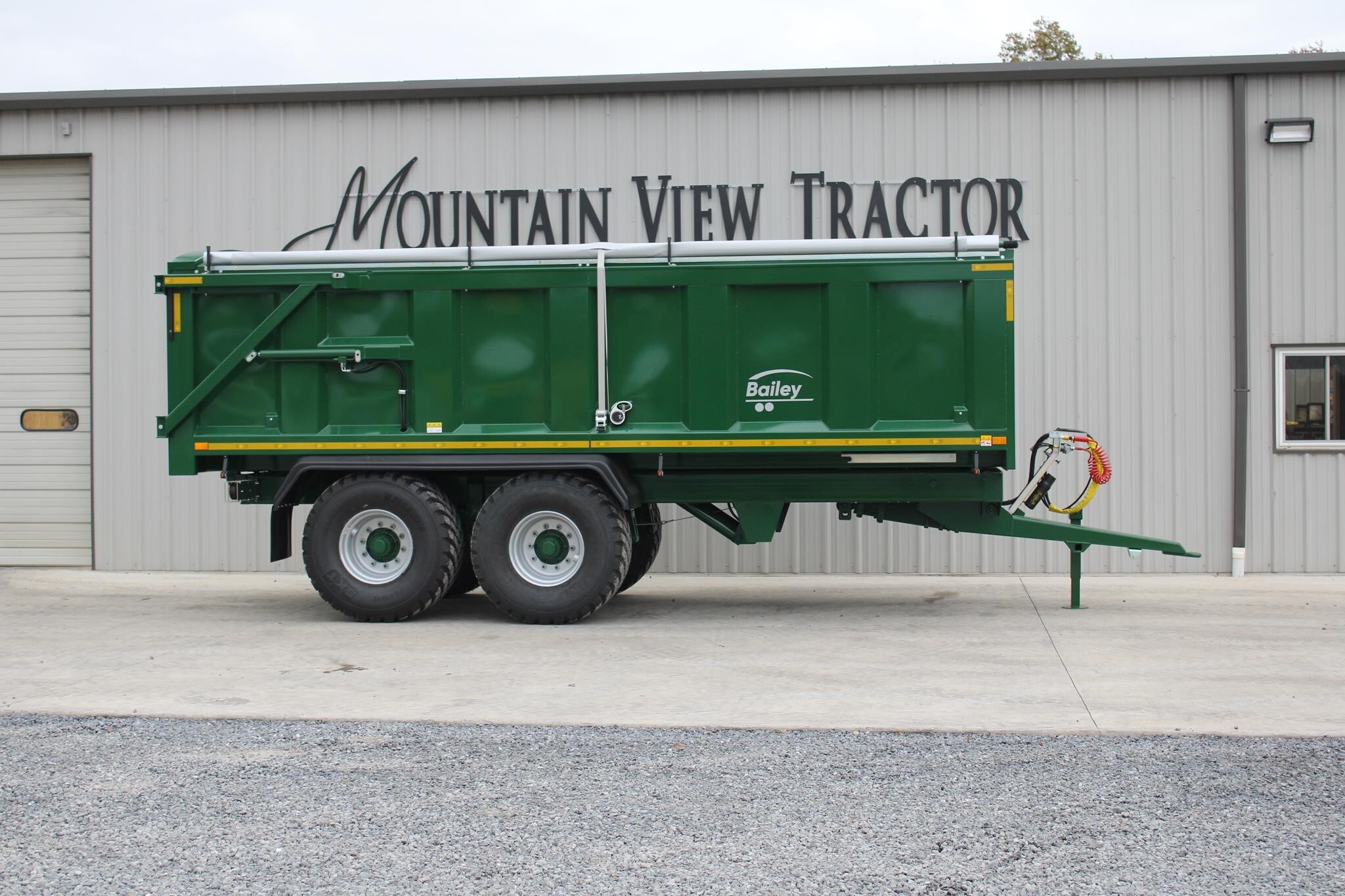 2025 Bailey TB16 Grain Trailer