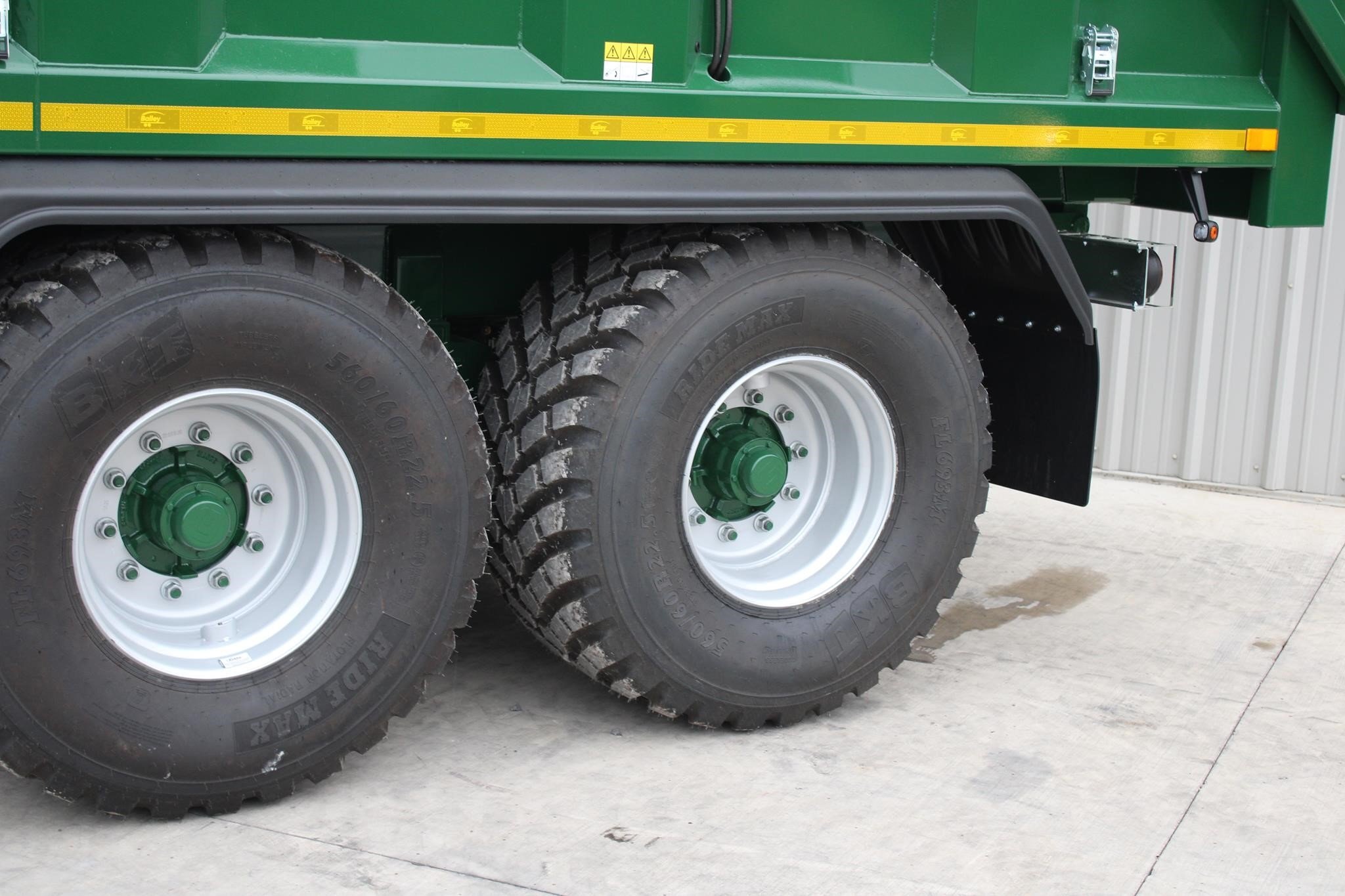 2025 Bailey TB16 Grain Trailer