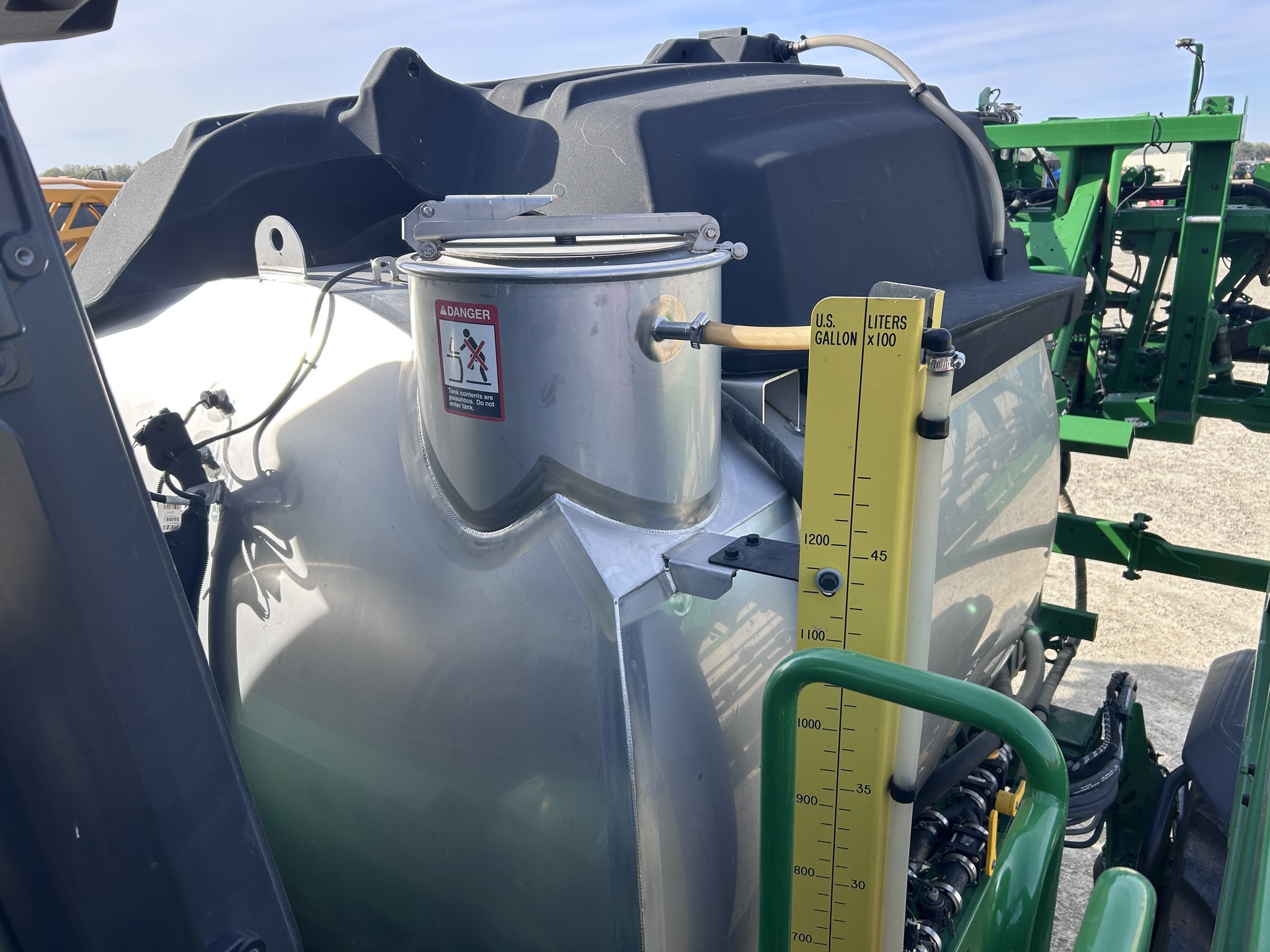 2024 John Deere 412R Self-Propelled Sprayer