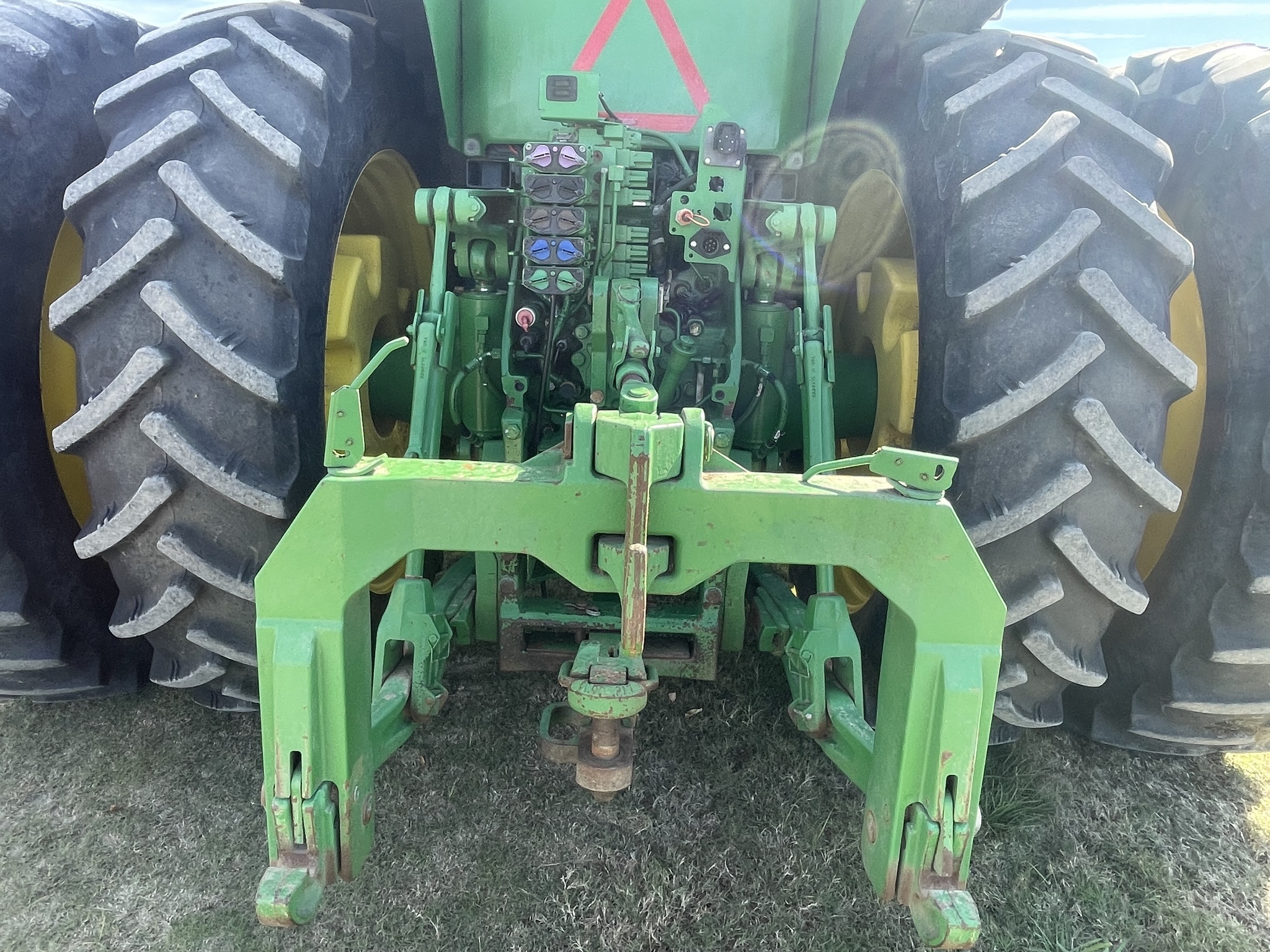 2019 John Deere 8370R Tractor