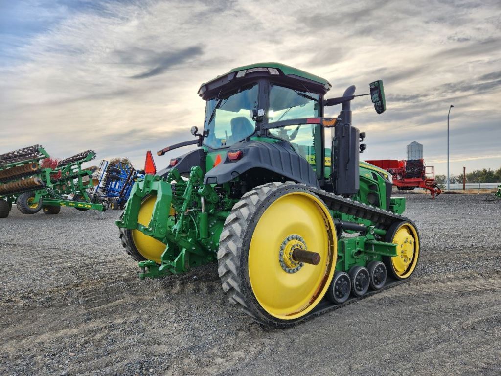2022 John Deere 8RT 370 Tractor