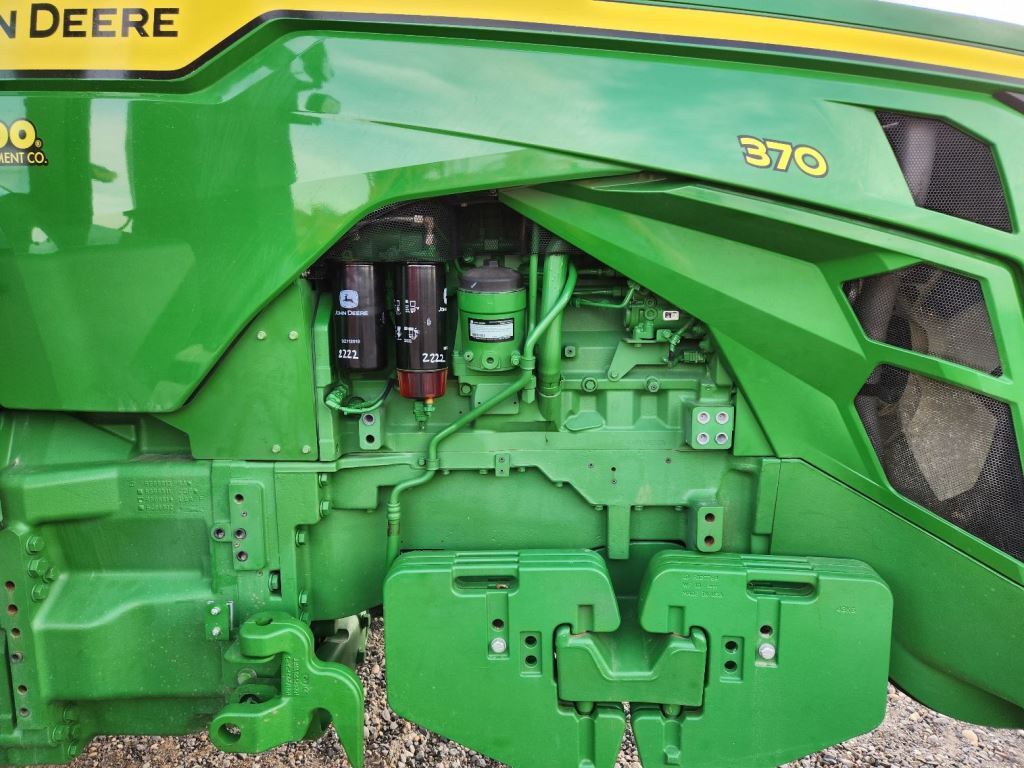 2022 John Deere 8RT 370 Tractor