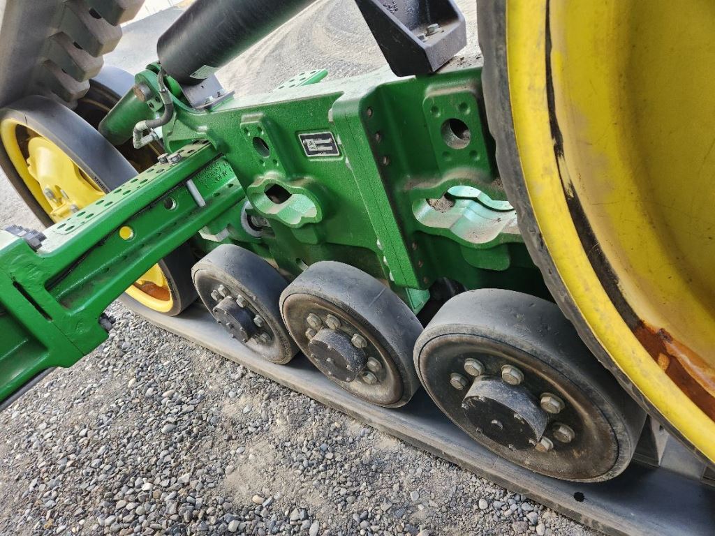2022 John Deere 8RT 370 Tractor
