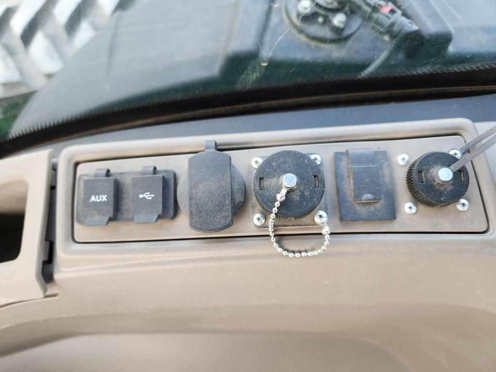 2022 John Deere 8RT 370 Tractor