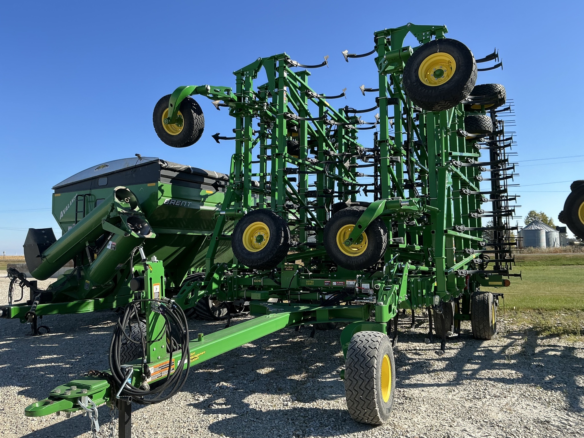 2024 John Deere 2230FH Field Cultivator