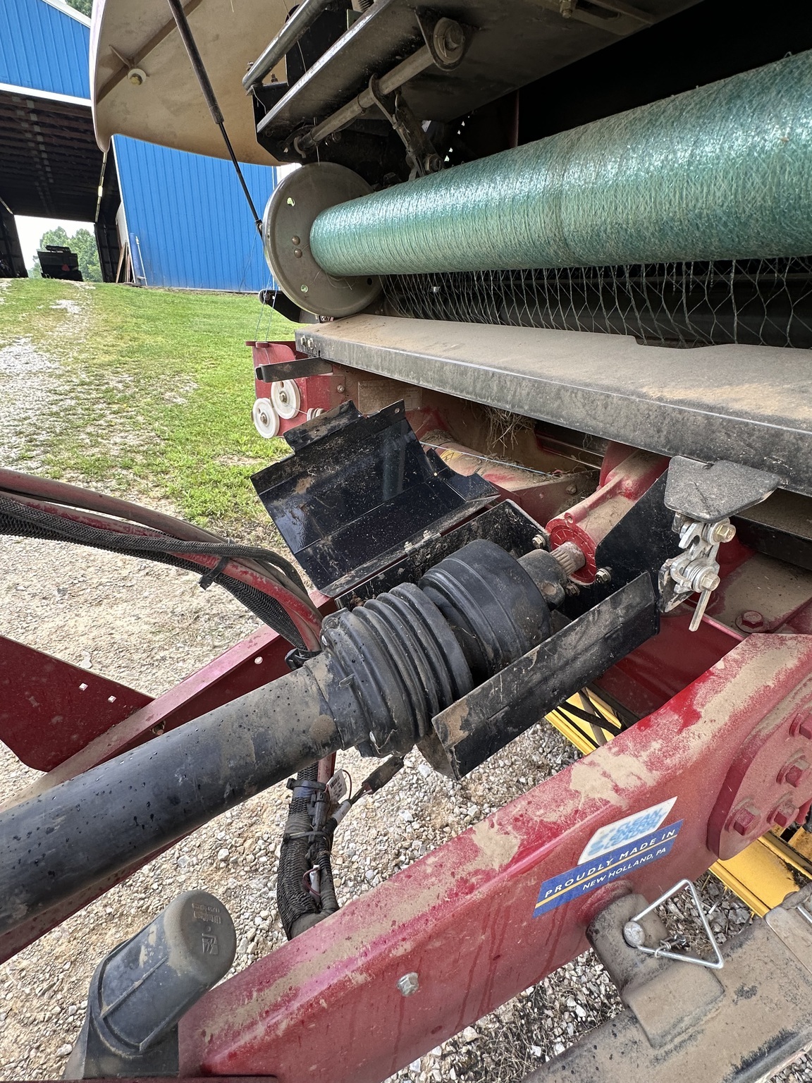 2021 New Holland Roll-Belt 560 Round Baler