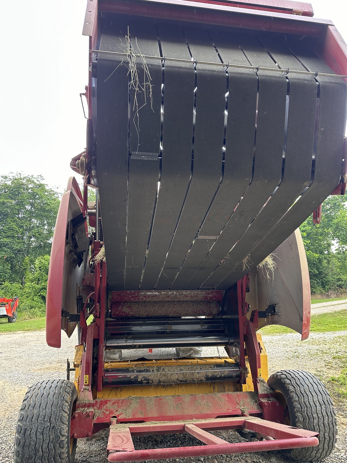 2021 New Holland Roll-Belt 560 Round Baler