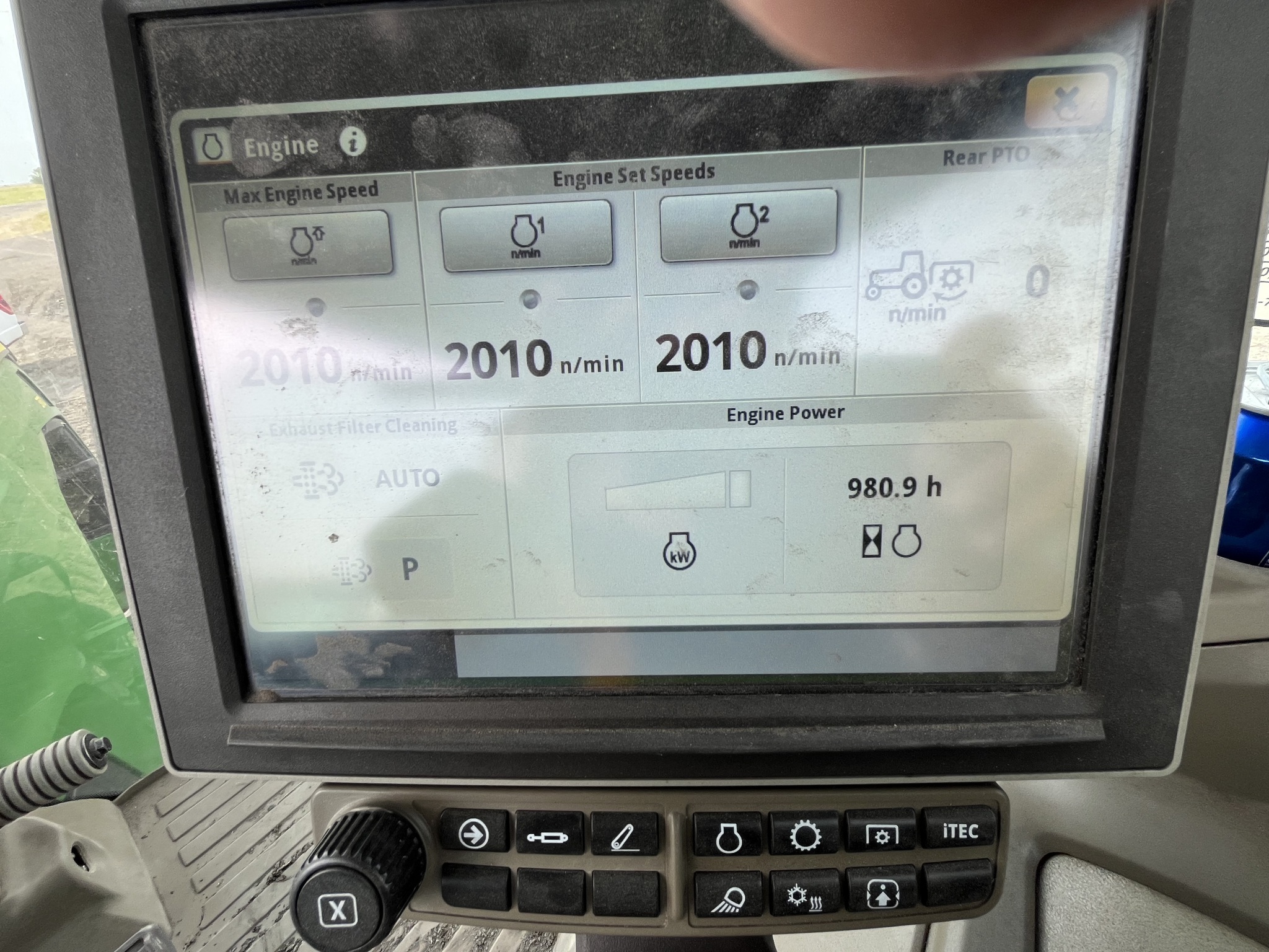 2023 John Deere 8RX 370 Tractor