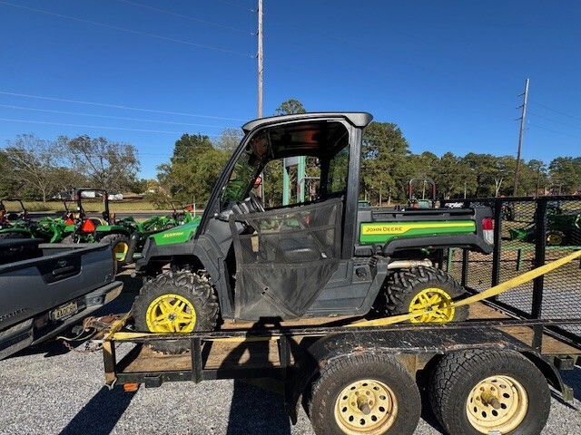 2023 John Deere XUV 835M ATVs and Utility Vehicle