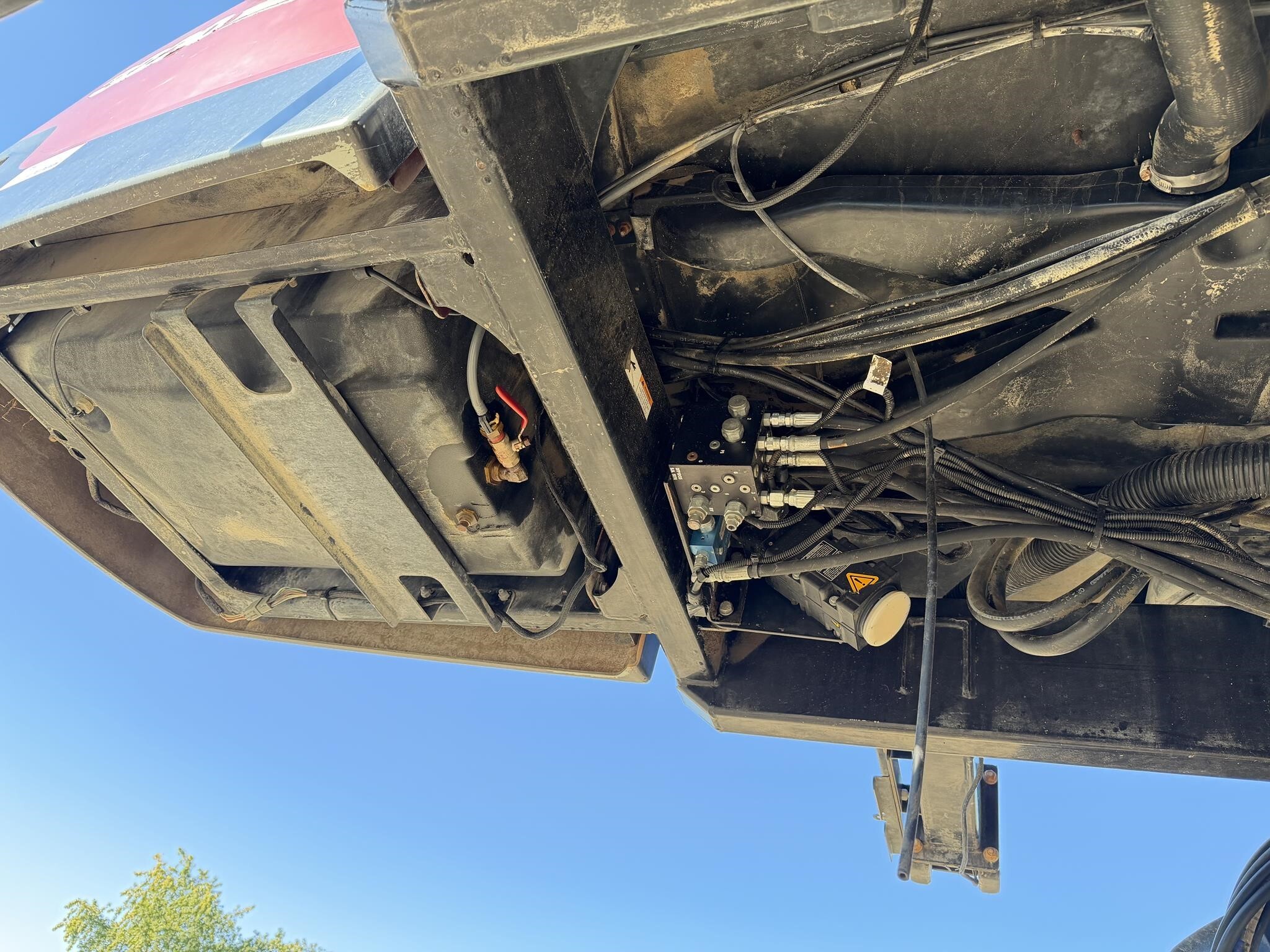 2010 Case IH Patriot 3230 Self-Propelled Sprayer