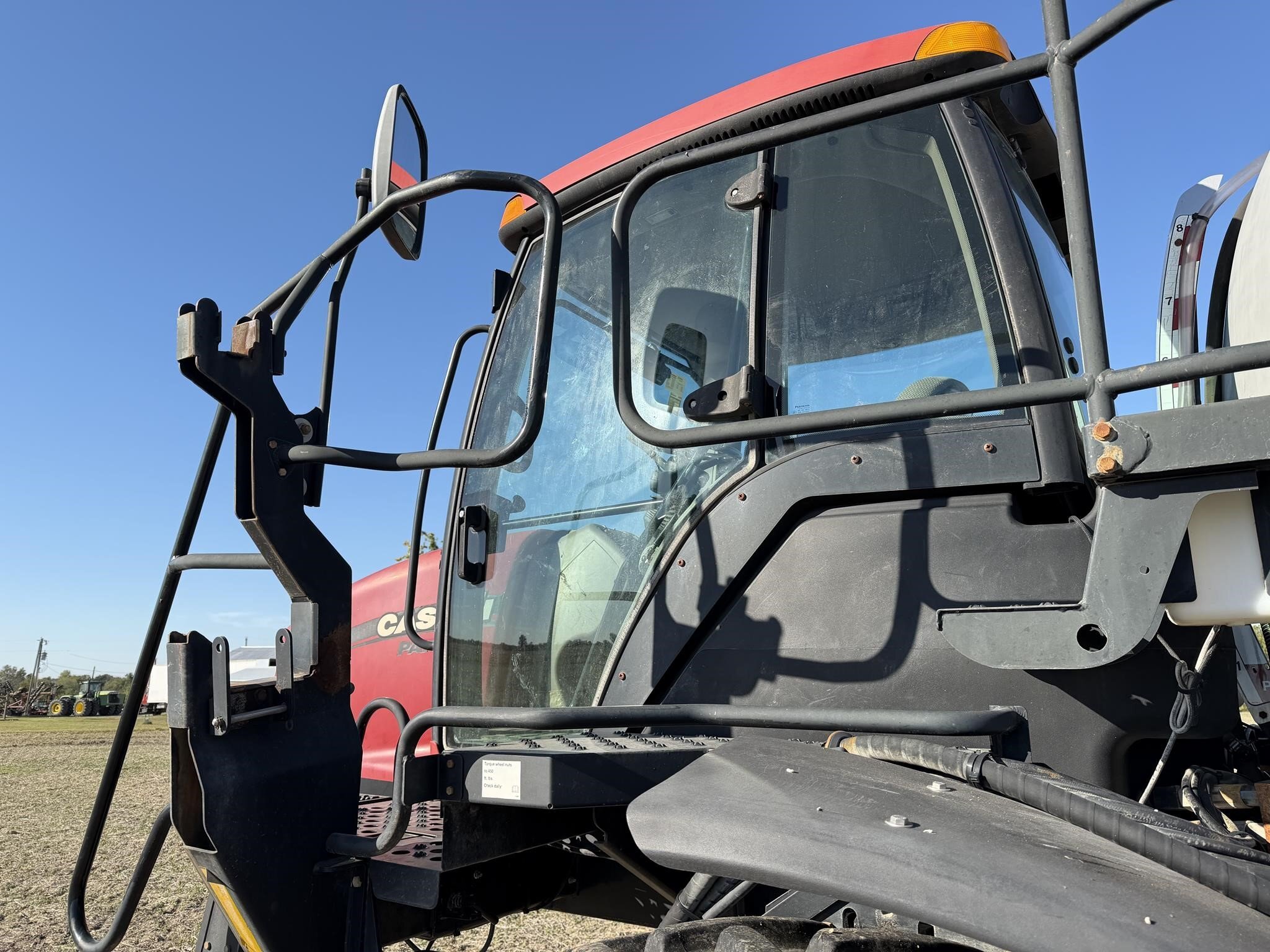 2010 Case IH Patriot 3230 Self-Propelled Sprayer