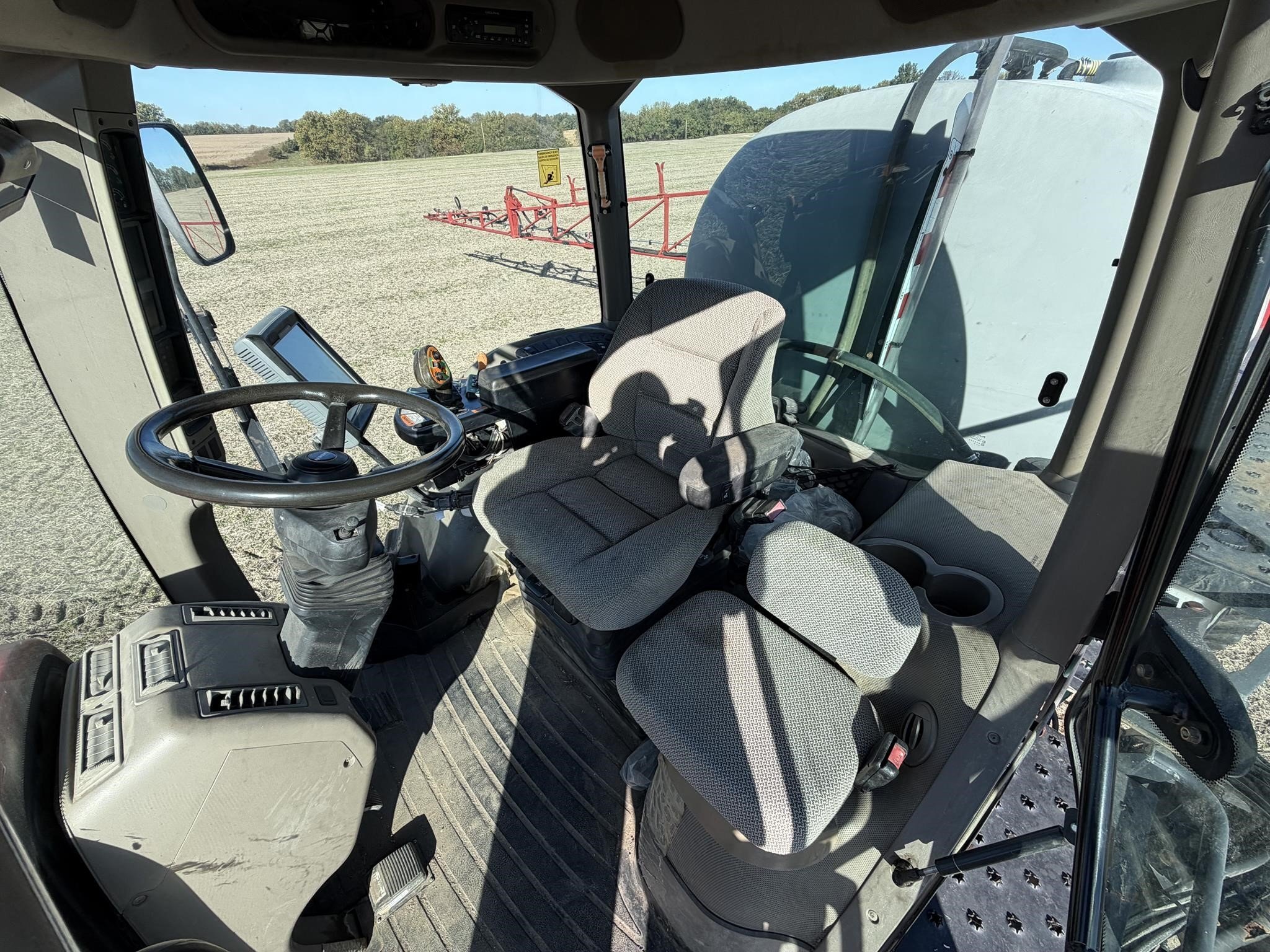 2010 Case IH Patriot 3230 Self-Propelled Sprayer