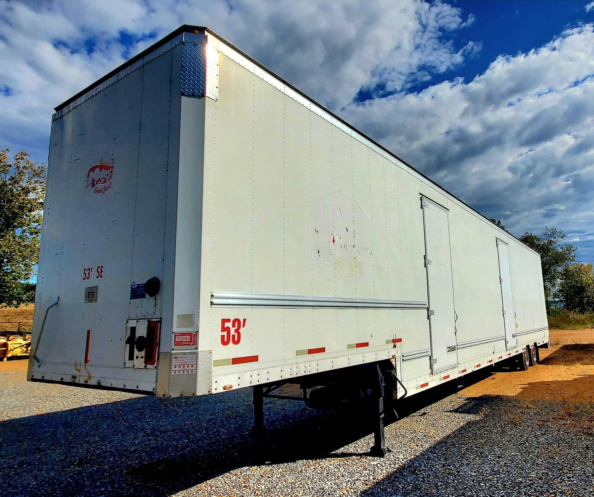 1997 Kentucky 53FT Box Trucks/Trailer