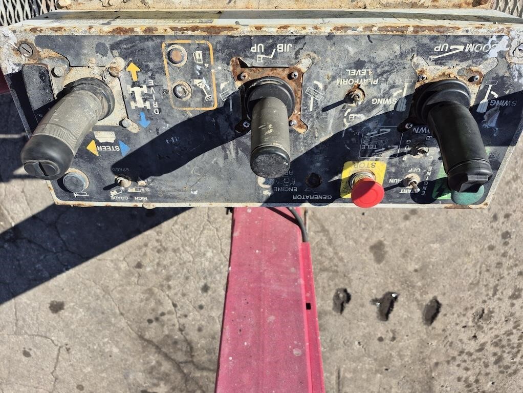 2015 MEC 60J Scissor/Boom Lift