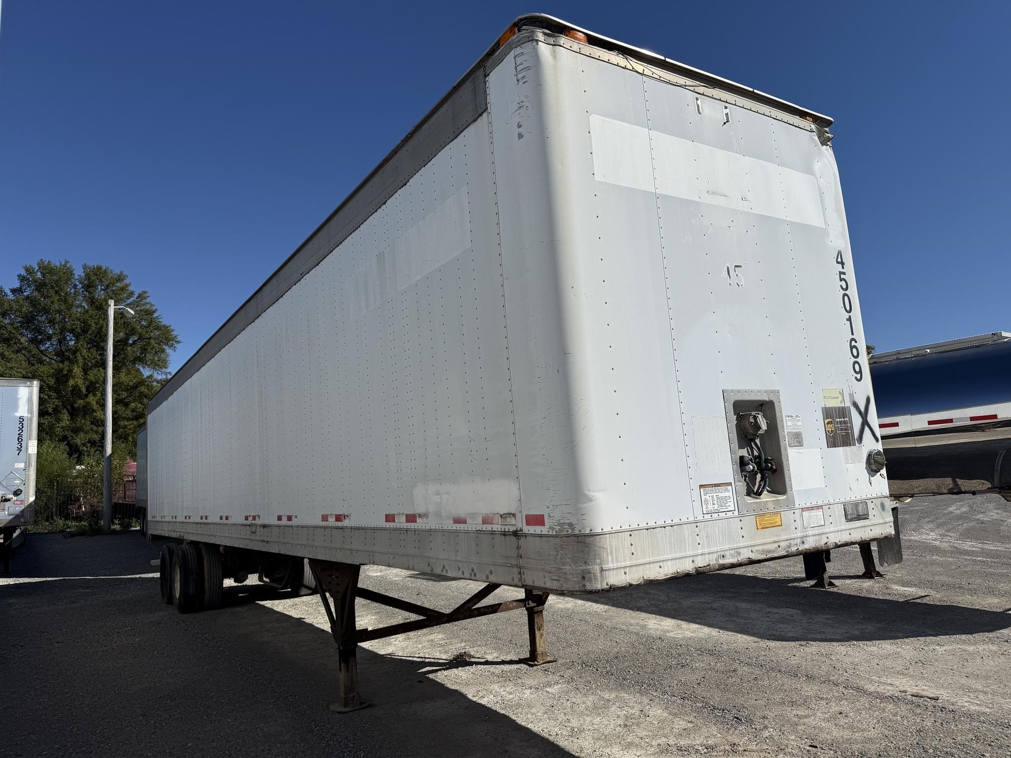 2000 Great Dane 45 FT VAN Box Trucks/Trailer