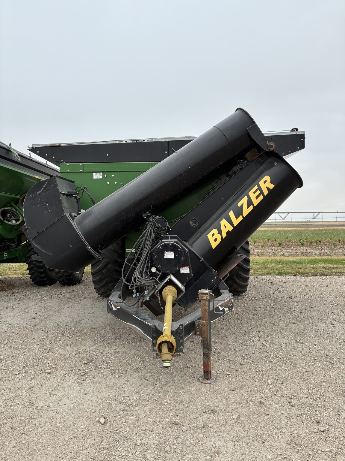 2009 Balzer 1325 Grain Cart