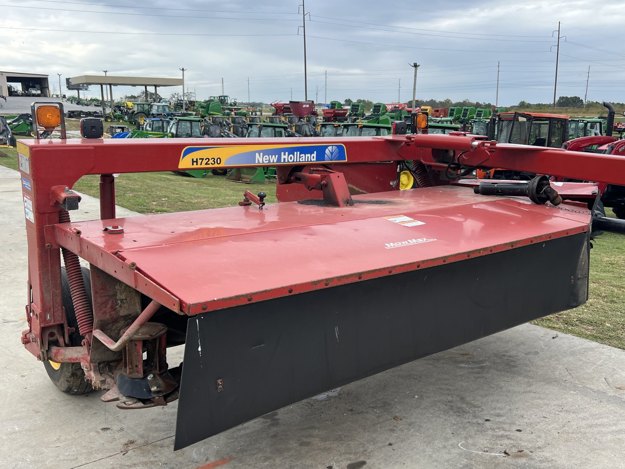 2013 New Holland H7230 Mower Conditioner