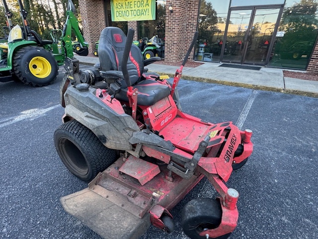 2022 Gravely Pro Turn 460 Lawn Mower
