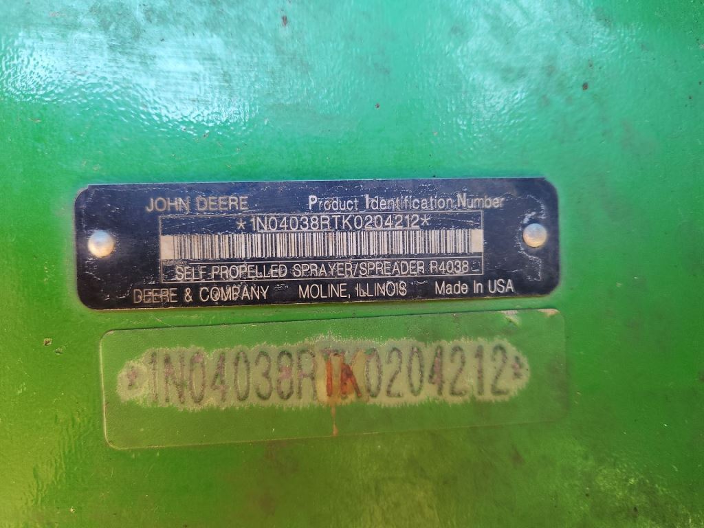 2020 John Deere R4038 Self-Propelled Sprayer