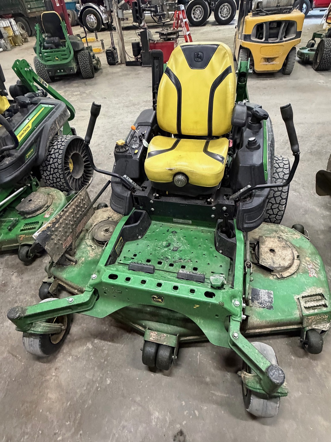 2022 John Deere Z970R Lawn Mower