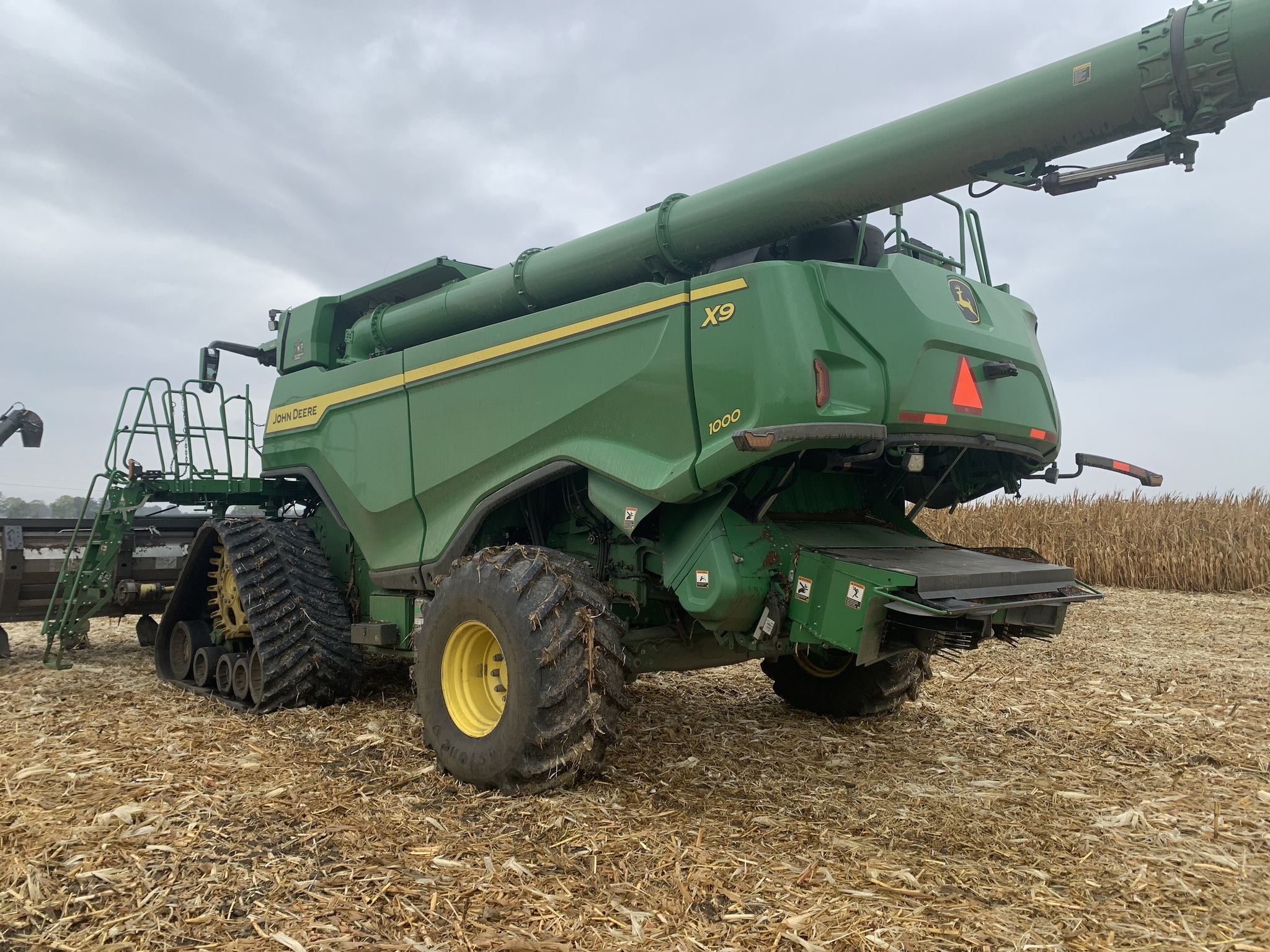 2022 John Deere X9 1000 Combine