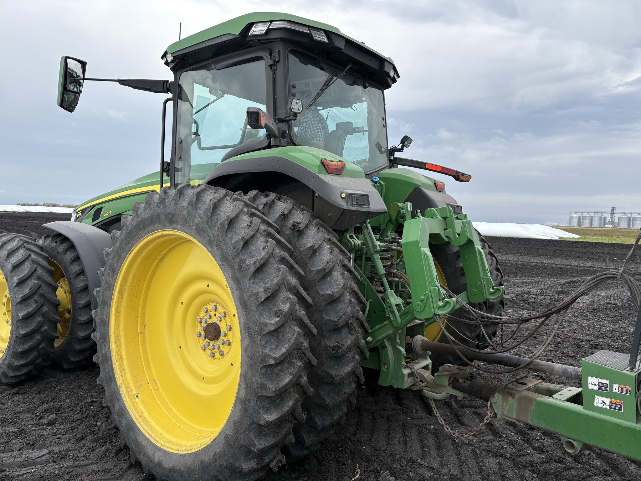 2023 John Deere 8R 340 Tractor