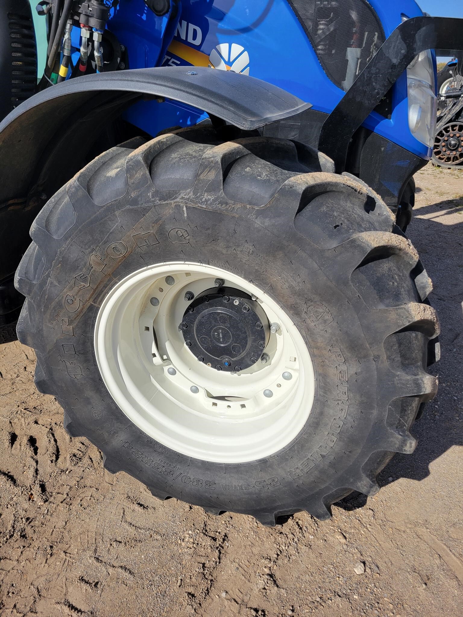 2021 New Holland T5.120 Tractor