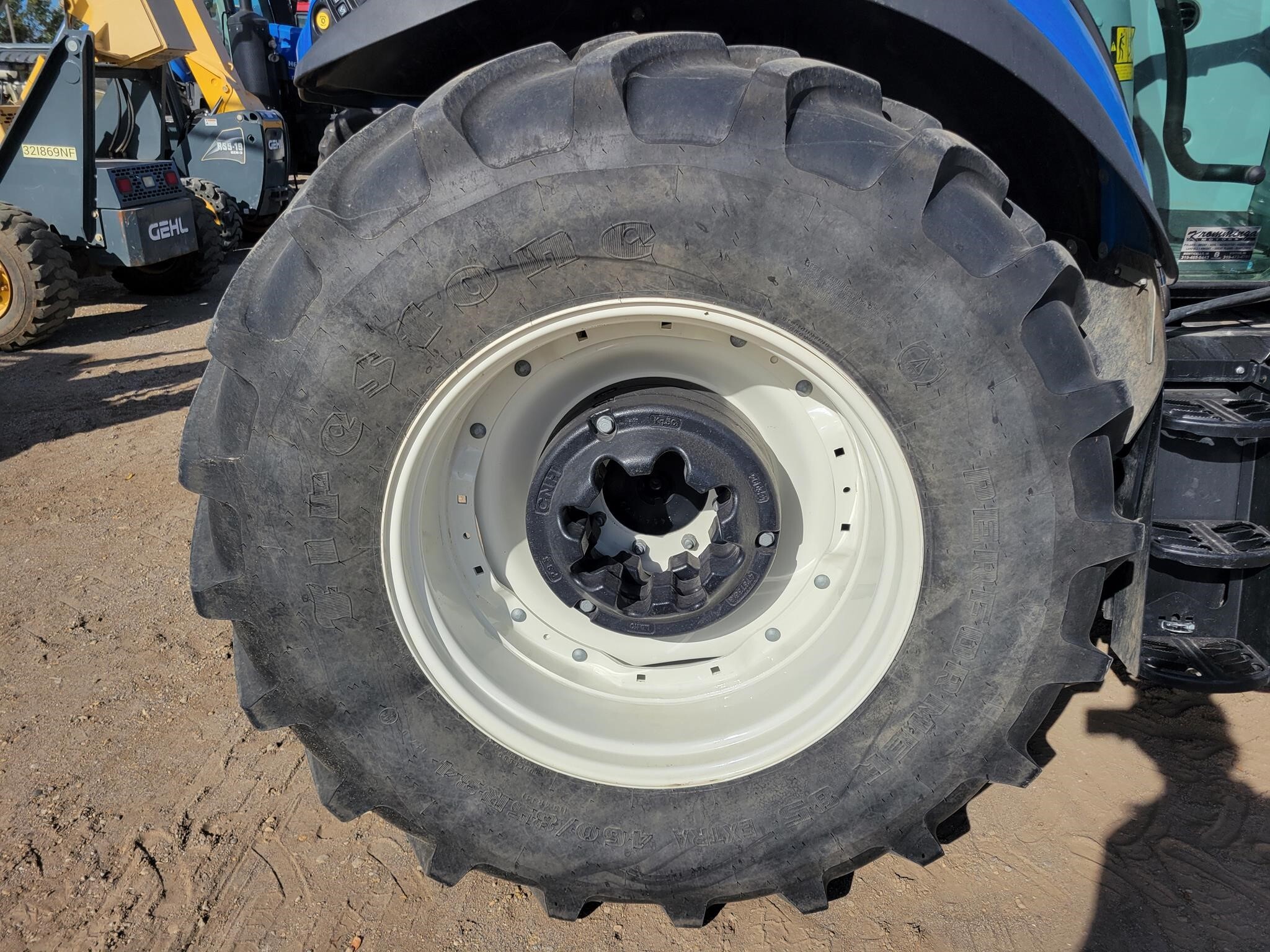 2021 New Holland T5.120 Tractor
