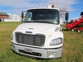 2010 Freightliner BUSINESS CLASS M2 106 Semi Trucks/Trailer