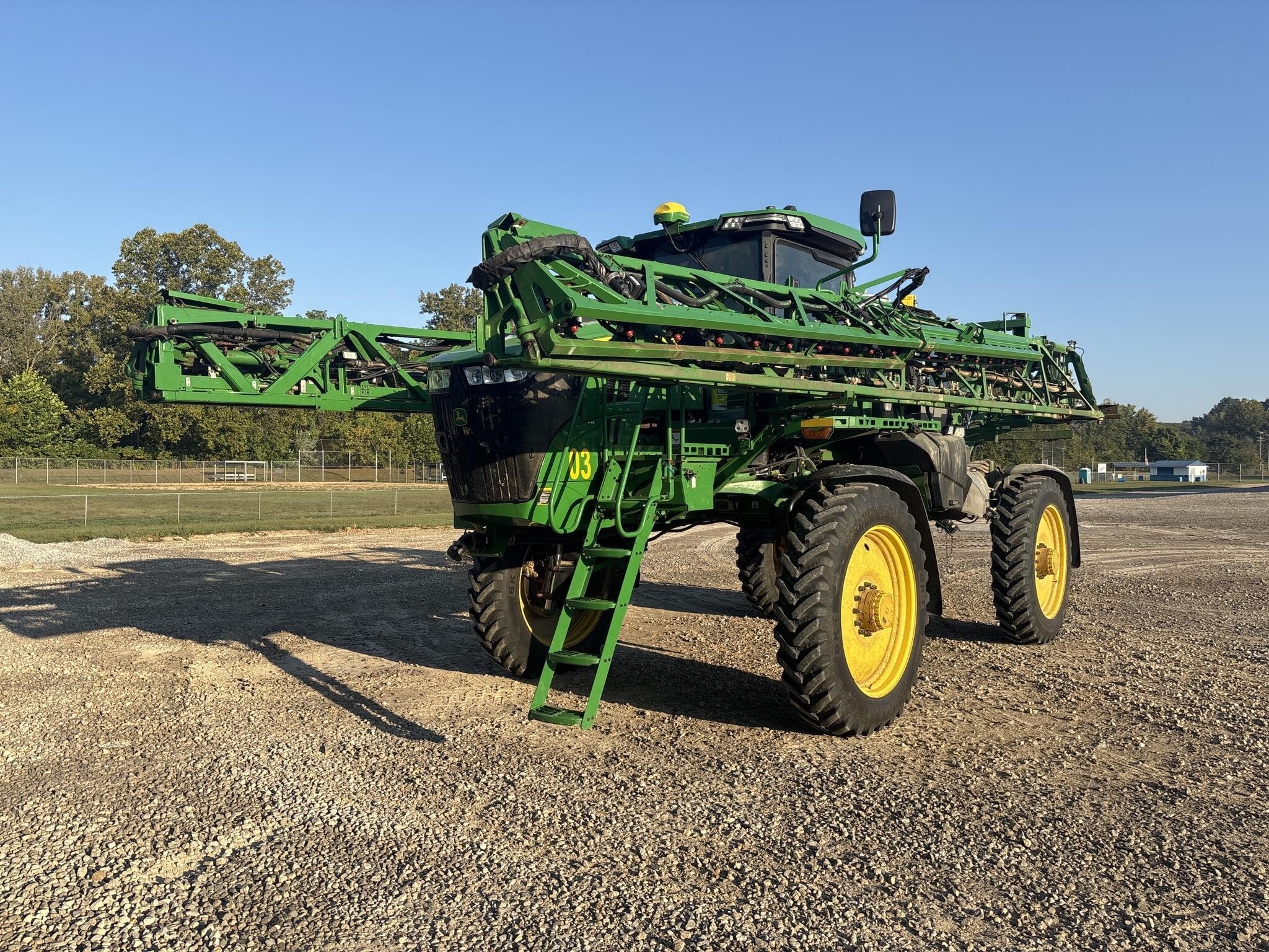 2022 John Deere 410R Self-Propelled Sprayer