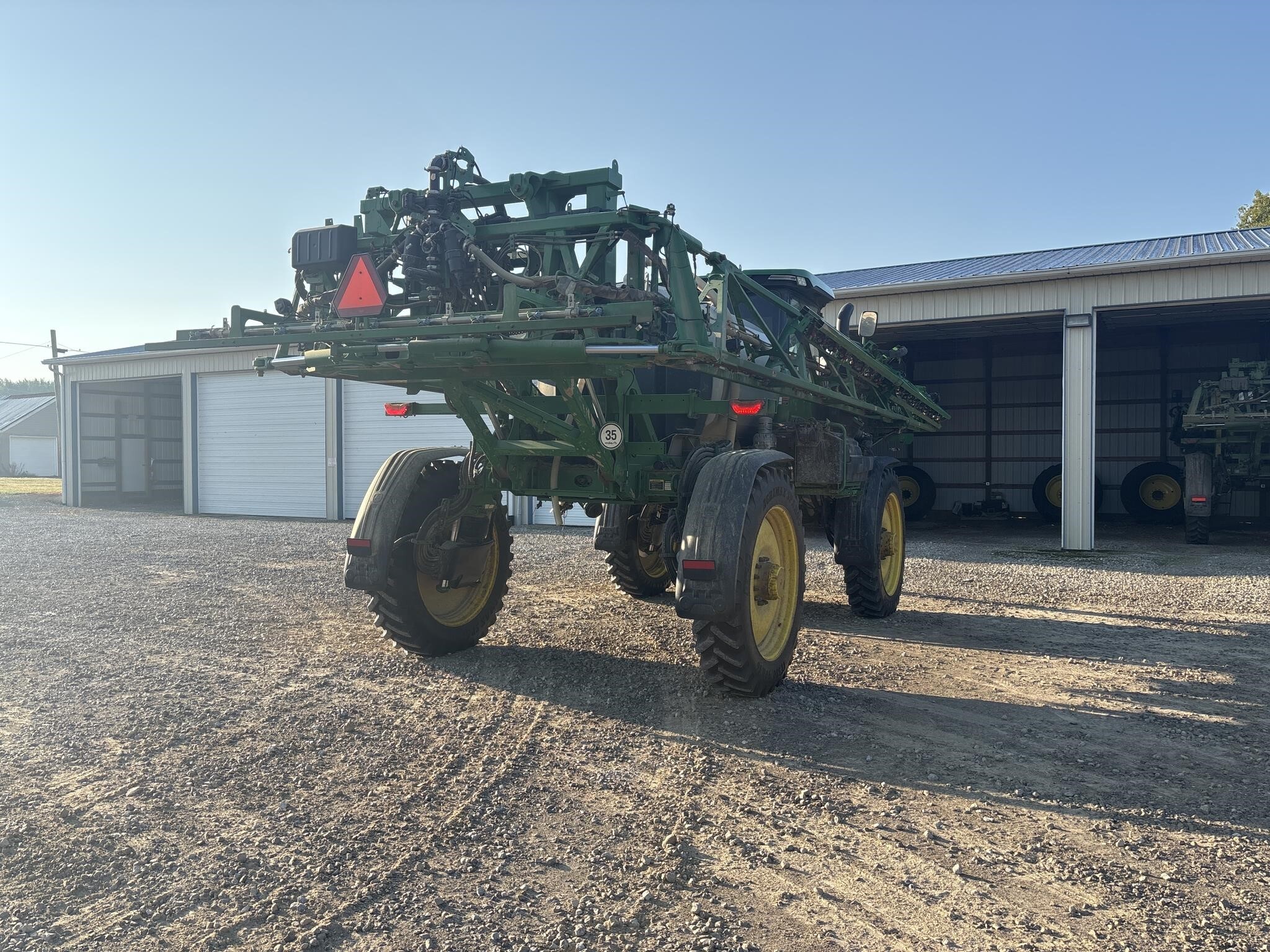 2022 John Deere 410R Self-Propelled Sprayer